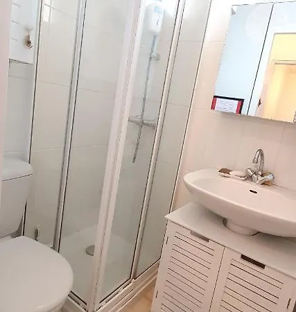 Parisse Maison Chaumoise 8 Personnes 펜션 *