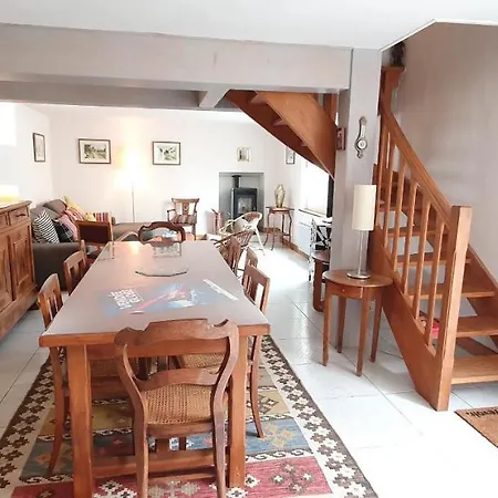 Parisse Maison Chaumoise 8 Personnes 펜션